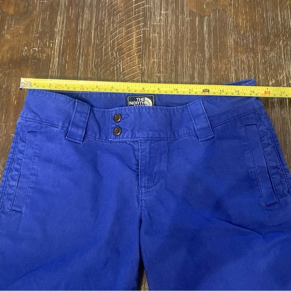 The North Face Women’s Size 8 Bermuda Walking Shorts - Picture 3 of 14